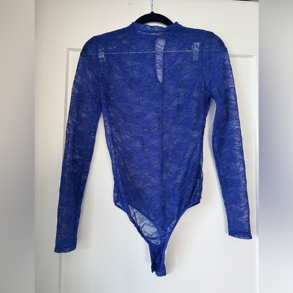 MARCIANO Royal Blue Lace Long Sleeve Bodysuit - Picture 3 of 6